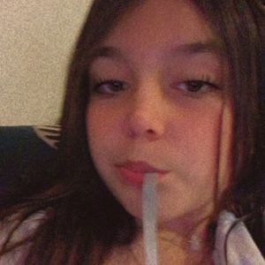 Meet your Posher, Isabella